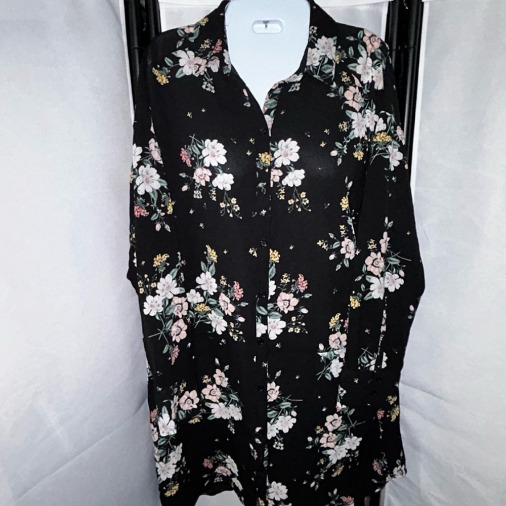 H&M Black and White Notched Collar Long Sleeve Dress